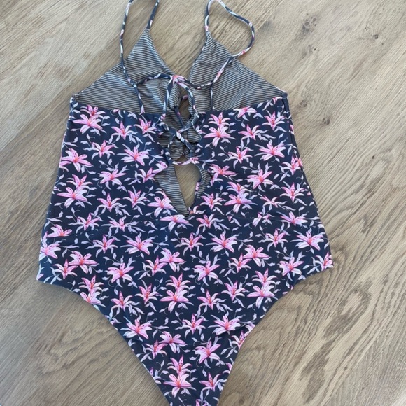 SOLD - Picture 2 of 3